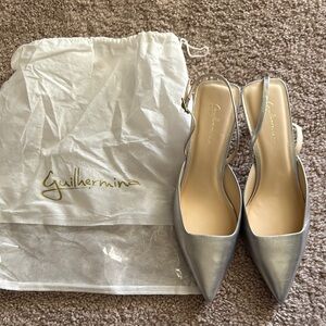 Guilhermina Elegant Silver Medium-Heel Pumps
